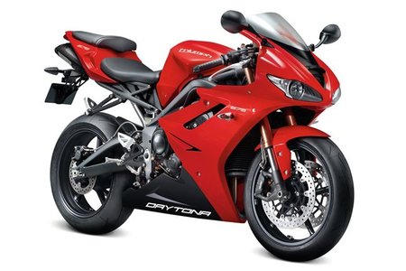 Nuevas decoraciones para la Triumph 675