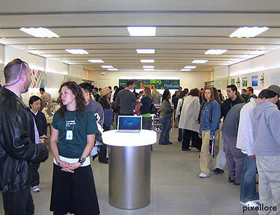Nueva Apple Store abierta: Eaton Center, Toronto