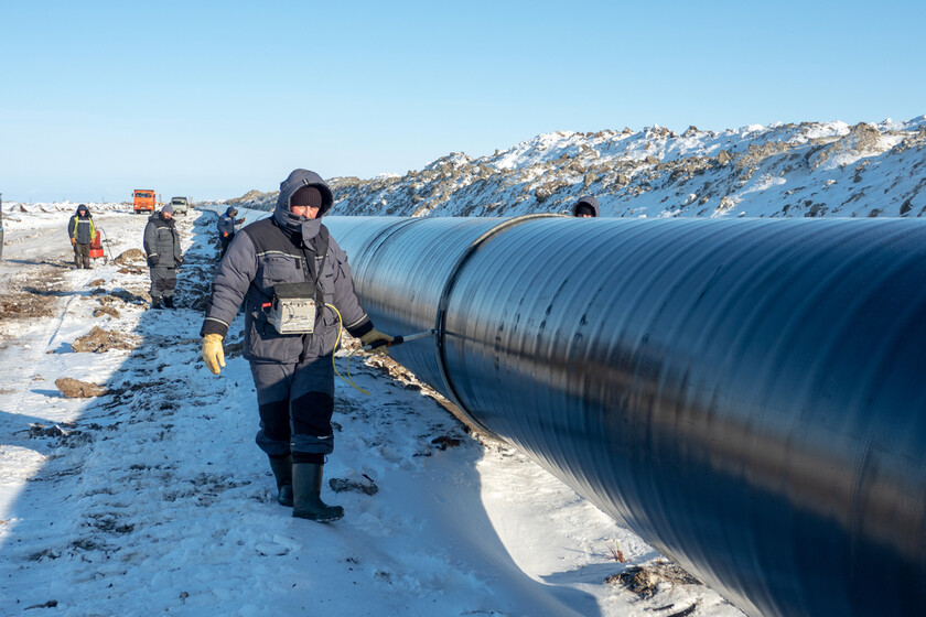 La Comisión Europea quiere gravar las ganancias extra de las eléctricas por el gas para invertir en renovables