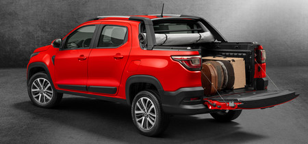 Fiat Strada Ram 700 2021 11