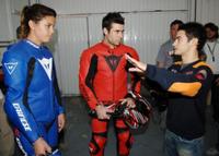 Toni Bou y Laia Sanz prueban la Honda RC212V