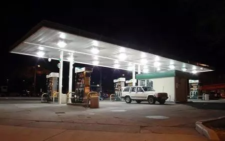 Gasolina y el gasóleo suben precios levemente antes del puente de agosto 