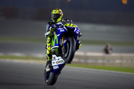 MotoGP Catar 2015: Valentino Rossi culmina un GP de ganadores inesperados