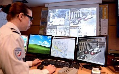 La policía podría llegar a controlar el motor de nuestros coches de forma remota