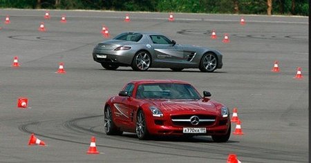 Mercedes SLS AMG