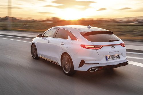 Probamos el Kia ProCeed 2019: interesante diseño y practicidad de familiar para el 'Shooting Brake' de Kia