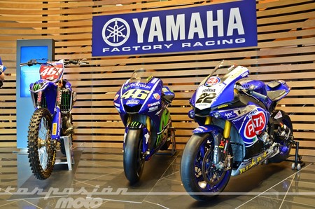 Yamaha Racing 010