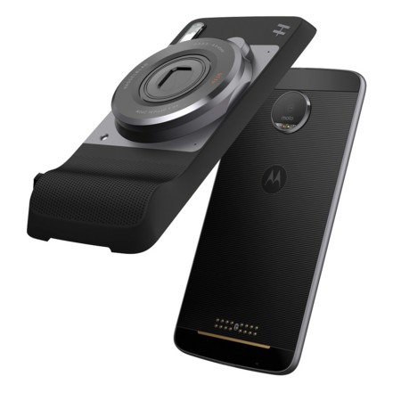 Así es el Hasselblad True Zoom, el módulo fotográfico para el Moto Z