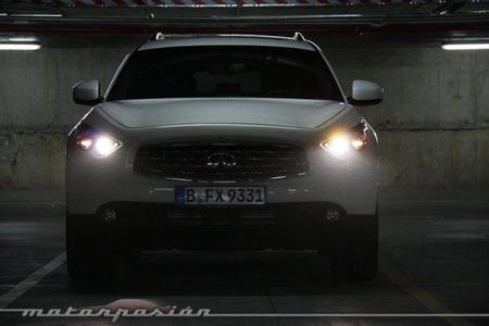 Infiniti FX30d S