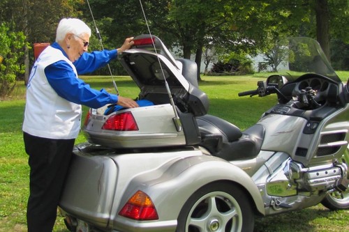 El Día de la Madre en moto: cinco regalos para mujeres moteras