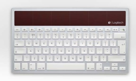 Logitech K760, un teclado solar Bluetooth para tres dispositivos: A Fondo
