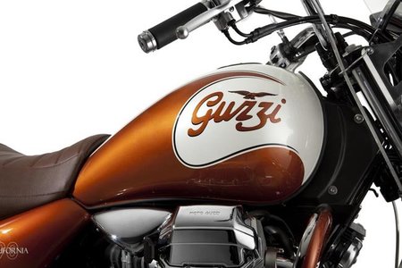 Moto Guzzi California 90 aniversario