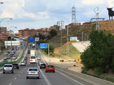 ¿Tan difícil es usar bien el carril derecho?