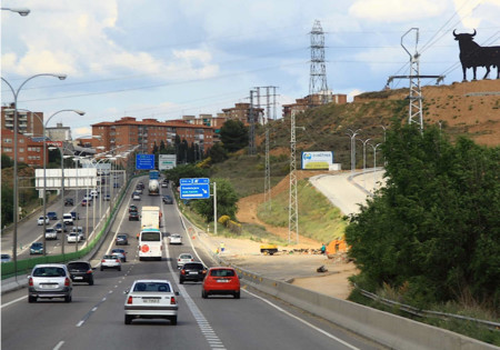 ¿Tan difícil es usar bien el carril derecho?