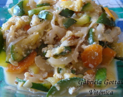 Revuelto de calabacines. Receta saludable