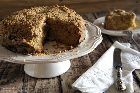 Cake de manzana con cobertura de nueces. Receta