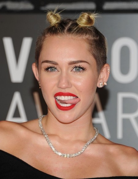 Y lo peor de lo peor de los MTV VMA 2013 fue...