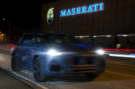 Maserati Grecale, el segundo SUV de la firma ya circula con camuflaje y fue captado infraganti