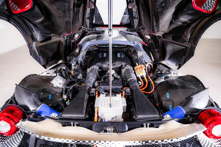 Patente Ferrari V12 4