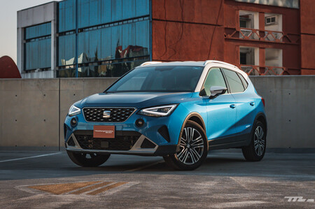 SEAT Arone