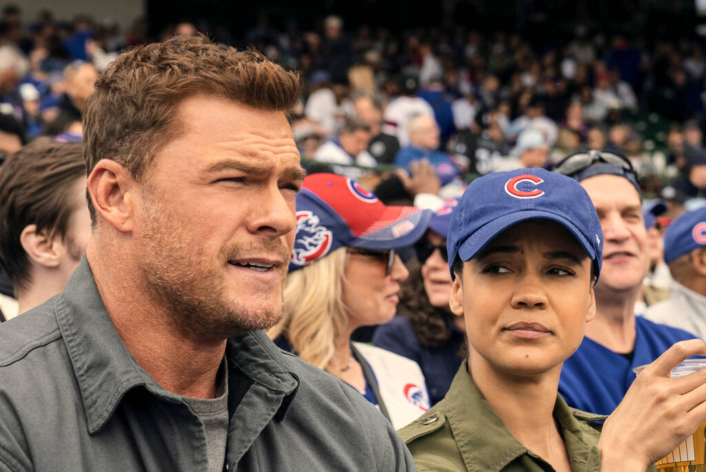 La estrella de 'Reacher', Alan Ritchson, solo le ha dado un consejo importante a la protagonista de 'Neagley', Maria Sten
