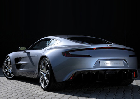 Aston Martin One 77 2010 1280 0e