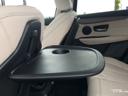 Bmw Serie 2 Active Touring mesa trasera abierta