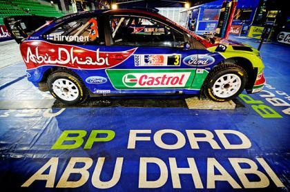 Mikko Hirvonen líder tras el bucle de la mañana