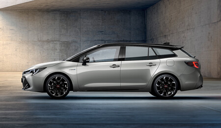 Toyota Corolla Electric Hybrid: nuevo color Gris Ágata