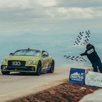 El Bentley Continental GT conquista Pikes Peak y pulveriza el récord anterior