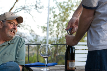 Cómo dejar de romper los corchos de las botellas de vino