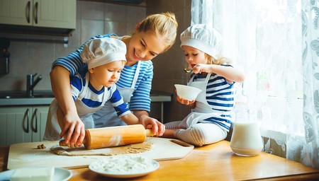 Las cinco reglas para cocinar con niños