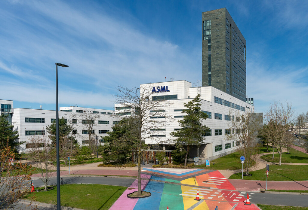 ASML se hunde en bolsa: el precio de que China empiece a fabricar su propia litografía