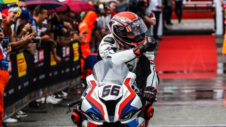 ¡Renovado! Tom Sykes seguirá pilotando la BMW S 1000 RR en el mundial de Superbikes en 2021