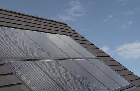 IKEA apuesta por la energía solar y comienza a vender kits de baterías más paneles en Reino Unido
