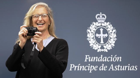 Annie Leibovitz declara su amor por la fotografía al recibir el Príncipe de Asturias