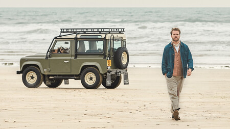 Land Rover Defender Classic V8 Works 2025 4