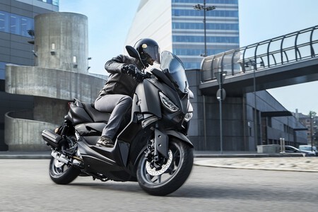 Peligros Motos Ciudad Dgt 6 2022