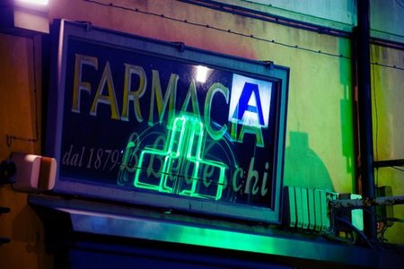 Farmacias, antes de comprar compara para ahorrar (corregido)