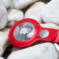 Alguien envió por correo un AirTag de Apple y un rastreador Android para ver cuál era más preciso. Hay un claro ganador 