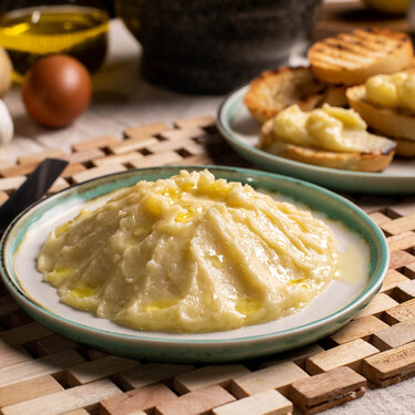 Ajoatao de Jaén, receta tradicional española, fácil y sorprendente