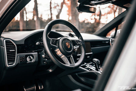 Porsche Cayenne S interior