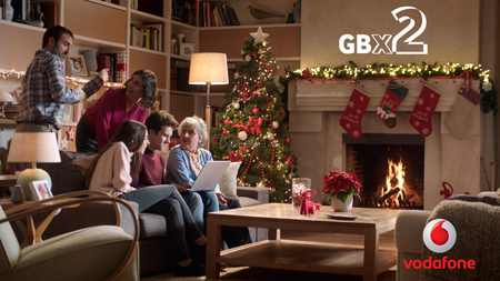 Todos los clientes de Vodafone podrán tener en navidad el doble de gigas por 3 euros y TV total gratis