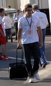 McLaren podría negociar la salida de Alonso