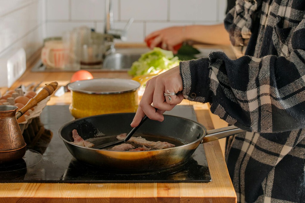 No sabía que había una temperatura máxima para cocinar los alimentos en casa: es esencial para mantener nuestra seguridad