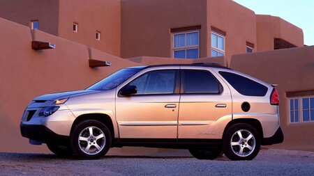 Pontiac Aztek 3