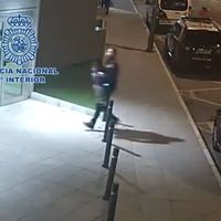 Un policía salvó la vida de un niño de cuatro años que se atragantó y se estaba asfixiando