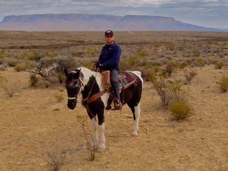 América en moto. A caballo al oeste del Pecos.