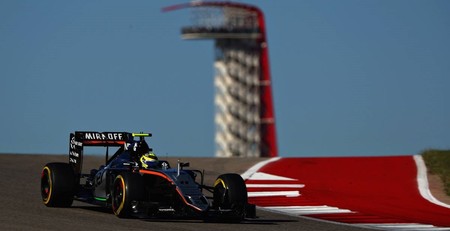 Checo Pérez Austin 2016