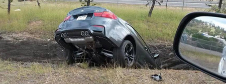 Dolorpasión™: El BMW M4 de la cuneta